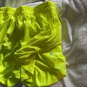 LULULEMON TRACK THAT 5” SHORT